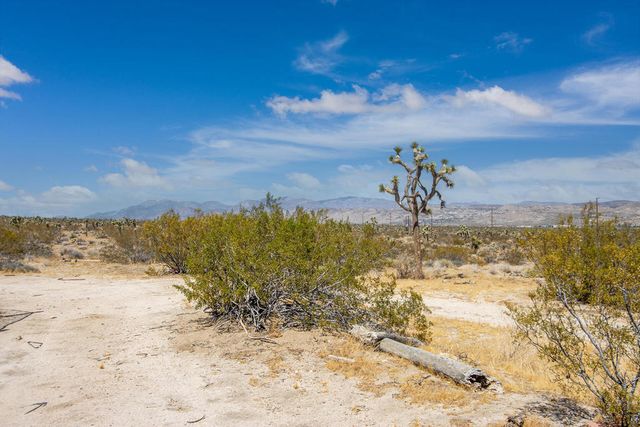 7382 Olympic Road, Joshua Tree, CA 92252