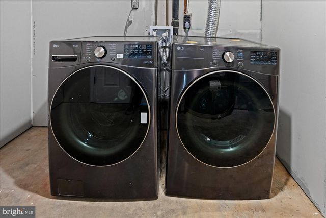 14220 FALLBROOK LN, Woodbridge, VA 22193