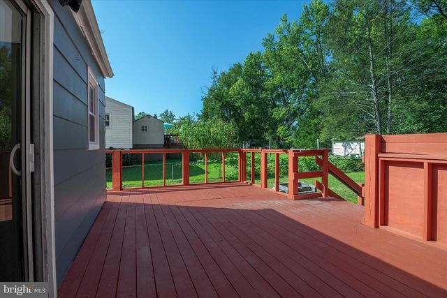 14220 FALLBROOK LN, Woodbridge, VA 22193