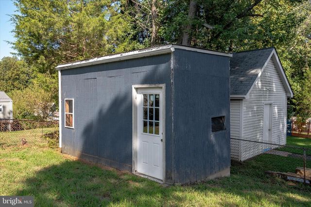 14220 FALLBROOK LN, Woodbridge, VA 22193