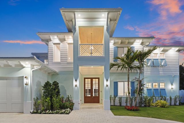1041 Bimini Lane, West Palm Beach, FL 33404