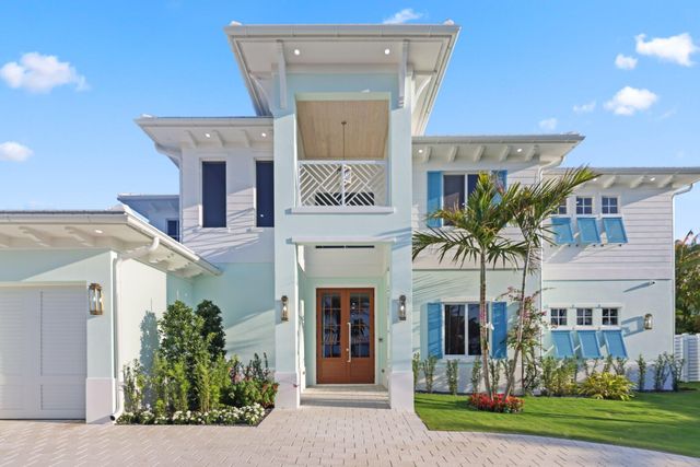 1041 Bimini Lane, West Palm Beach, FL 33404