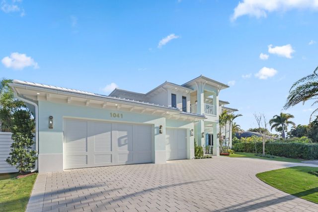 1041 Bimini Lane, West Palm Beach, FL 33404