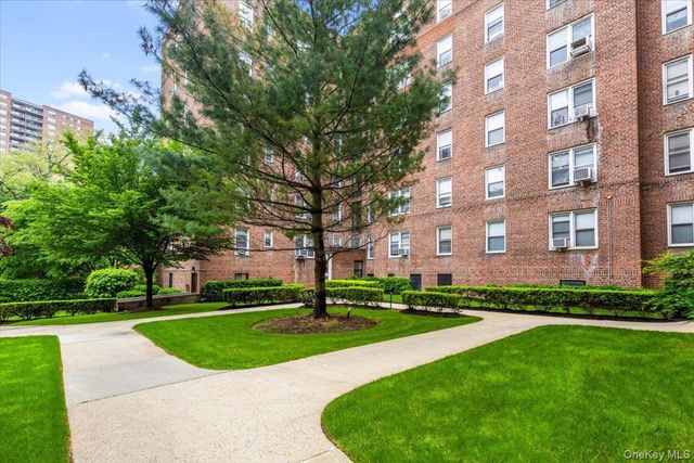 5650 Netherland Avenue 2E, Bronx, NY 10471