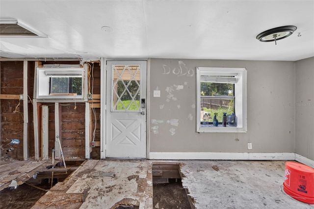 805 E SHELL POINT ROAD, Ruskin, FL 33570