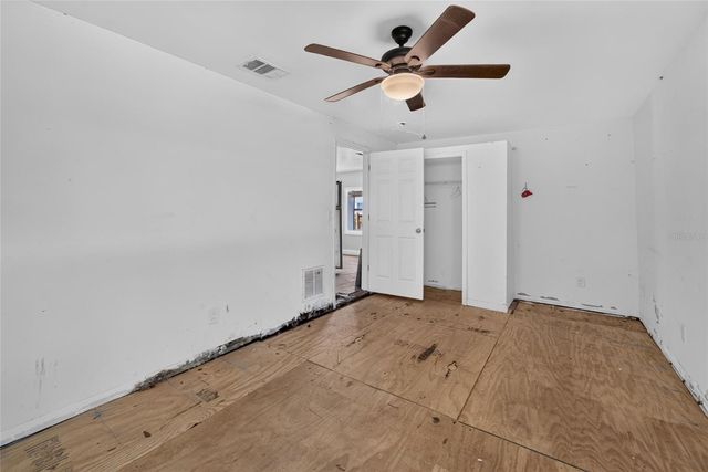 805 E SHELL POINT ROAD, Ruskin, FL 33570