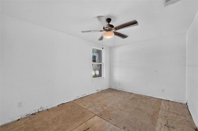 805 E SHELL POINT ROAD, Ruskin, FL 33570