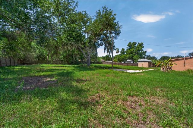 805 E SHELL POINT ROAD, Ruskin, FL 33570