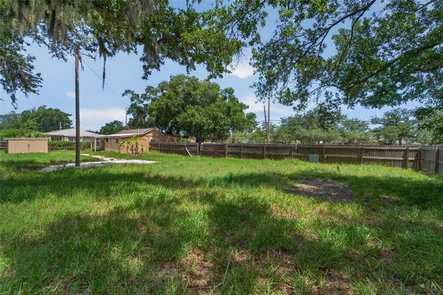 805 E SHELL POINT ROAD, Ruskin, FL 33570