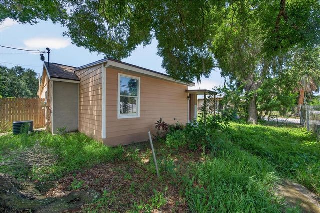 805 E SHELL POINT ROAD, Ruskin, FL 33570