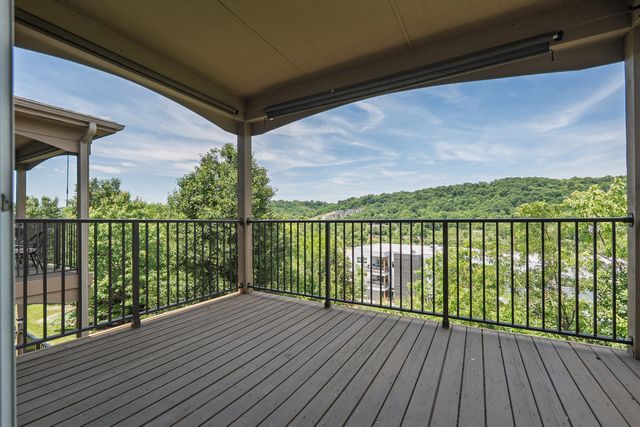 2205 Rolling Hills Drive, Fort Wright, KY 41017