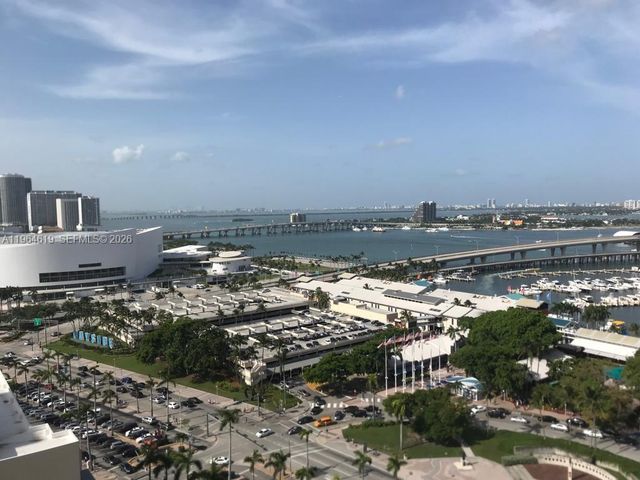 244 Biscayne Blvd 1906, Miami, FL 33132