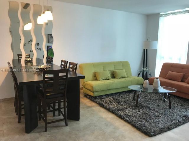 244 Biscayne Blvd 1906, Miami, FL 33132