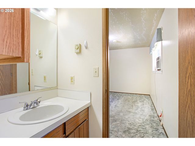 13108 Ne 30TH Cir, Vancouver, WA 98682