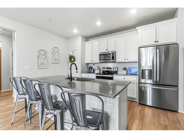 2086 Autumn Moon Dr 2, Windsor, CO 80550