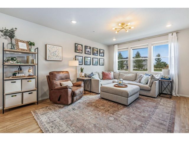 2086 Autumn Moon Dr 2, Windsor, CO 80550