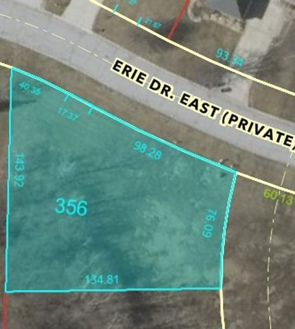 10559 Erie Drive E, Winfield, IN 46307