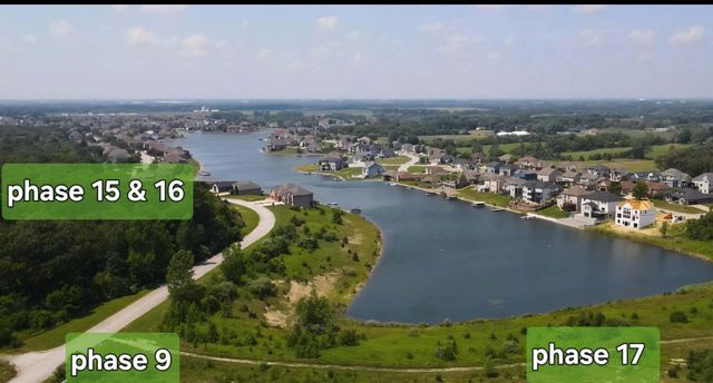 10559 Erie Drive E, Winfield, IN 46307