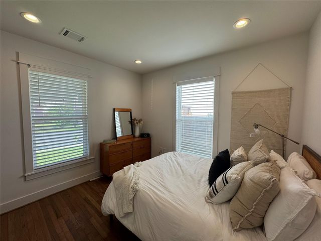 1033 Adele Street, Houston, TX 77009