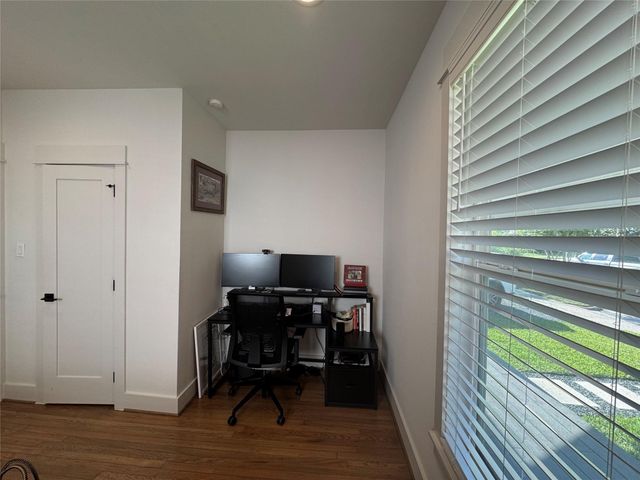 1033 Adele Street, Houston, TX 77009