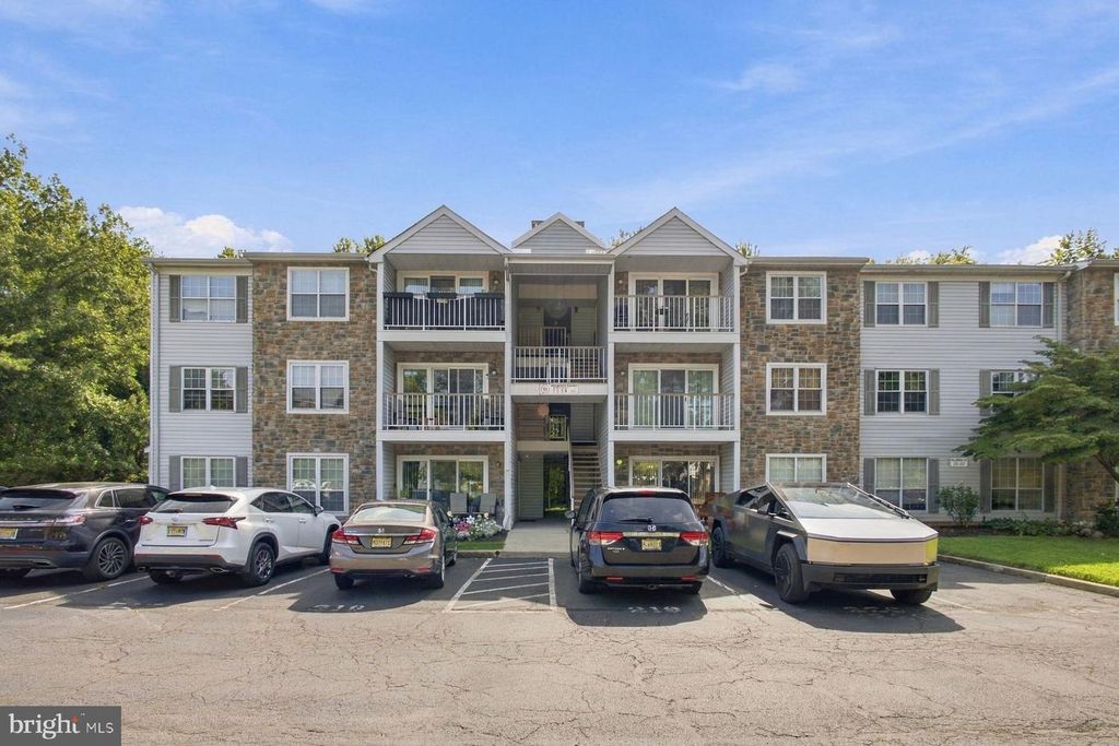 43 MULBERRY CT, Hamilton, NJ 08619 — exterior