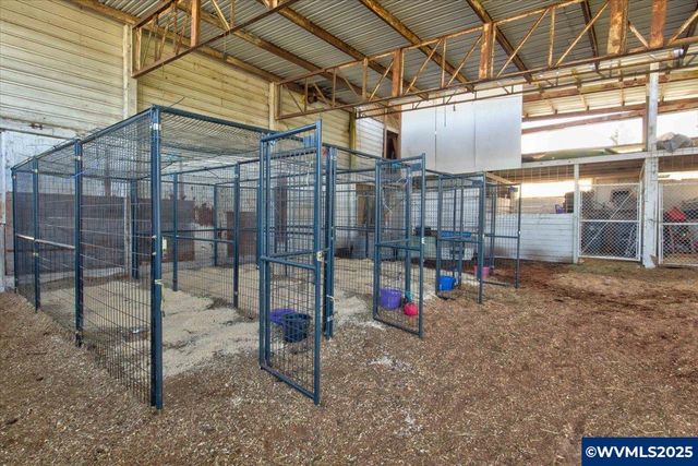 38742 Scravel Hill Rd NE, Albany, OR 97322