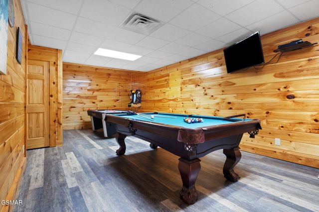 2295 Wingspan Drive, Sevierville, TN 37876