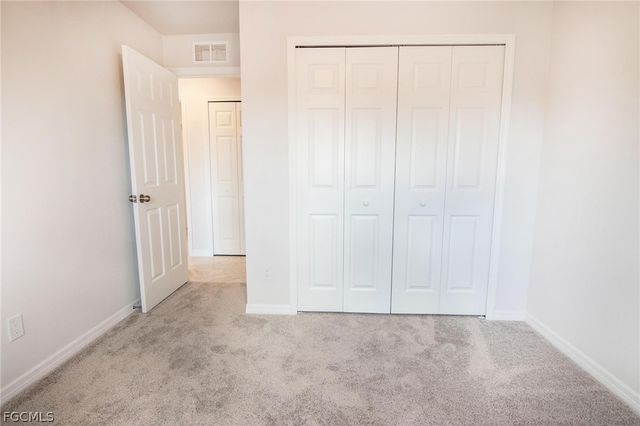 3594 NE 9th PL, Cape Coral, FL 33909