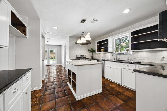 4010 Ecuador Drive, Pasadena, TX 77504