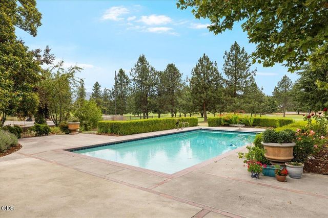 2956 Fairview Drive, Medford, OR 97504