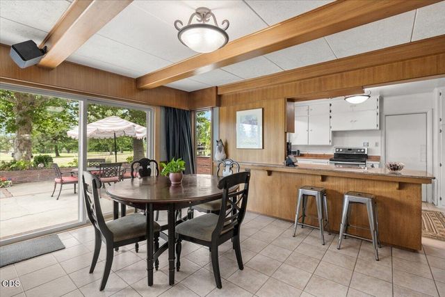 2956 Fairview Drive, Medford, OR 97504
