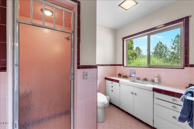 2956 Fairview Drive, Medford, OR 97504