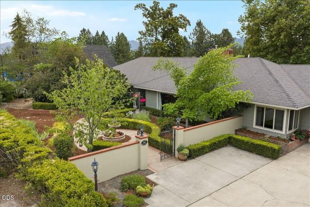 2956 Fairview Drive, Medford, OR 97504
