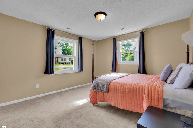 15 Childress Circle, Greenville, SC 29617