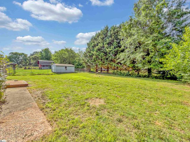 15 Childress Circle, Greenville, SC 29617