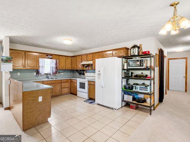 1170 Peeksville Road, Locust Grove, GA 30248