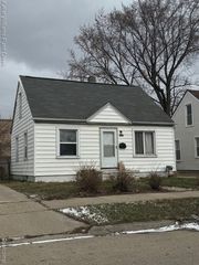 6871 Lozier Avenue, Warren, MI 48091