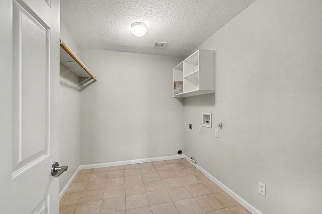 6855 Genevieve Drive, Fort Worth, TX 76137