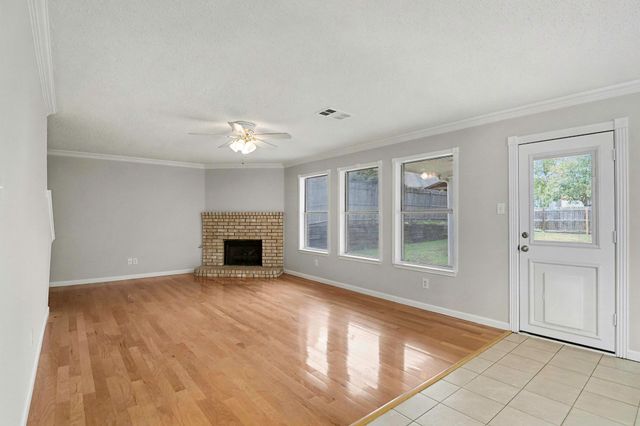 6855 Genevieve Drive, Fort Worth, TX 76137