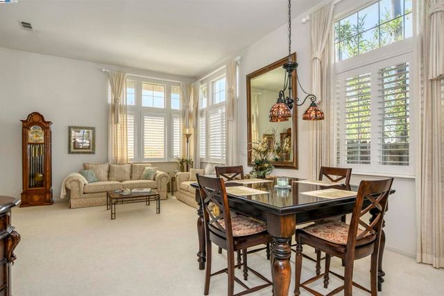 1989 Newport Dr, Discovery Bay, CA 94505