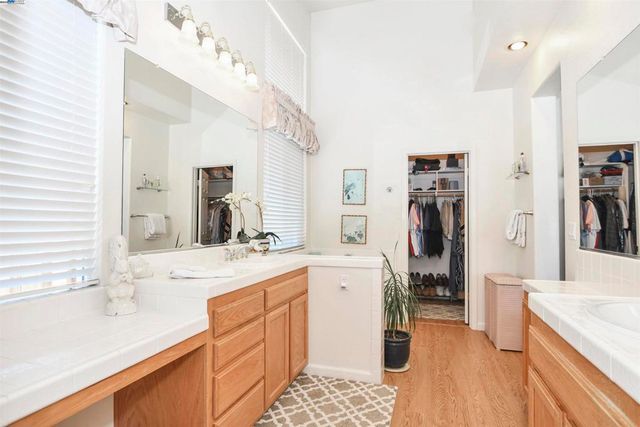 1989 Newport Dr, Discovery Bay, CA 94505