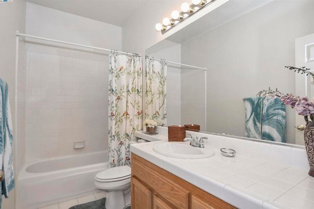 1989 Newport Dr, Discovery Bay, CA 94505