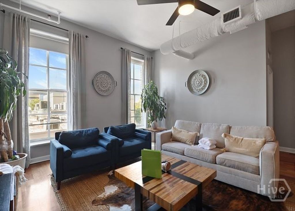 Image 11 of property listing at 105 Whitaker Street 304, Savannah, GA 31401