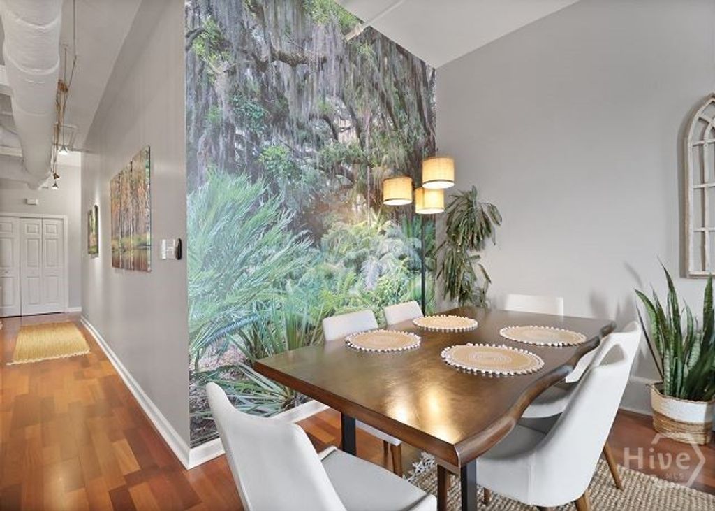Image 15 of property listing at 105 Whitaker Street 304, Savannah, GA 31401