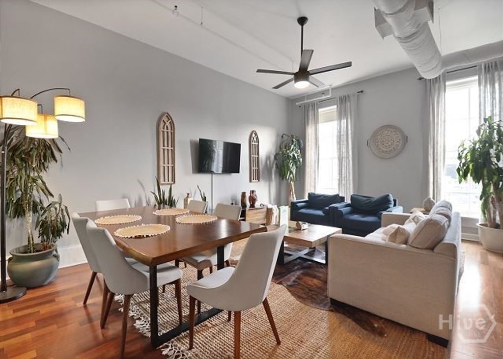 Image 16 of property listing at 105 Whitaker Street 304, Savannah, GA 31401