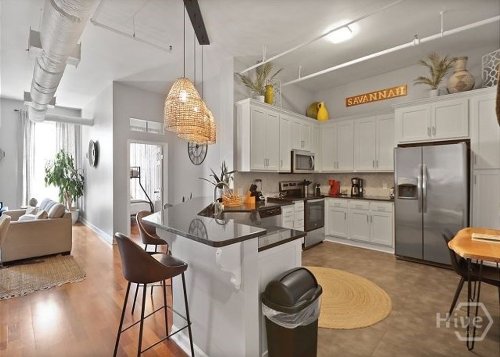 Image 17 of property listing at 105 Whitaker Street 304, Savannah, GA 31401