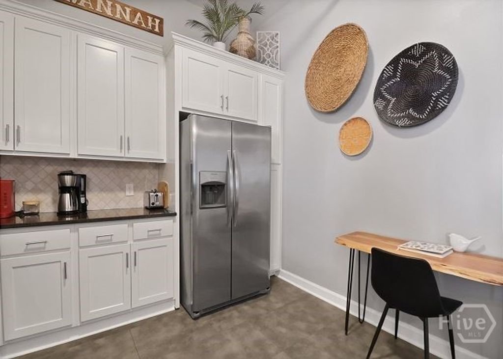 Image 22 of property listing at 105 Whitaker Street 304, Savannah, GA 31401