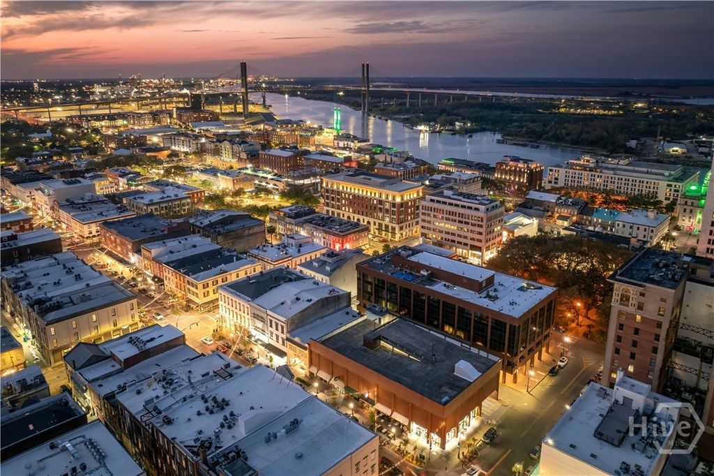 Image 32 of property listing at 105 Whitaker Street 304, Savannah, GA 31401