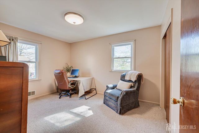 6 Sussex Court, Edison, NJ 08820