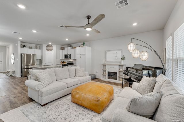 21261 Millstream, San Antonio, TX 78266